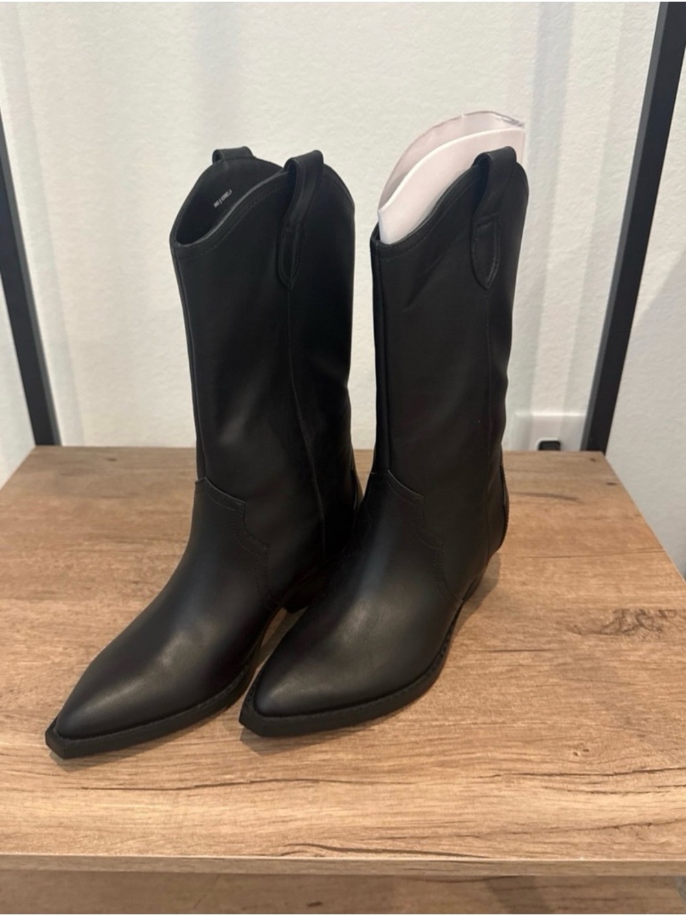 Dolce Vita Black Pointed-Toe Western Boots